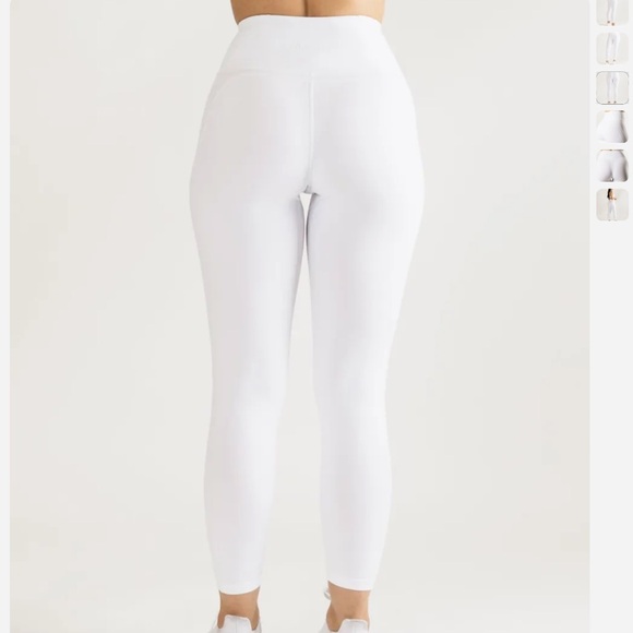 ALPHALETE Pulse Surge Legging - White - Picture 2 of 5